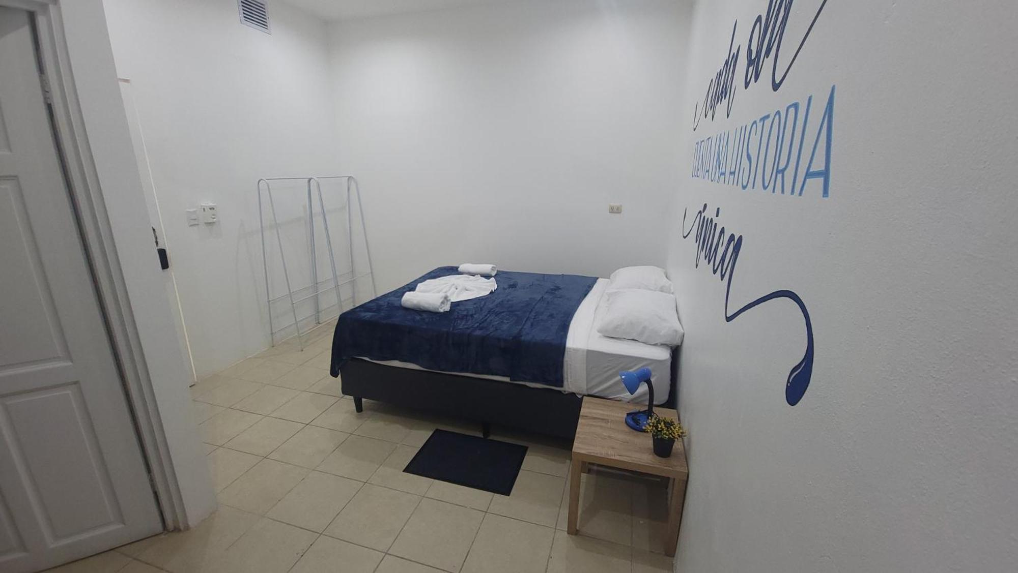 Surfo House Hotel & Hostel Тамариндо Екстериор снимка