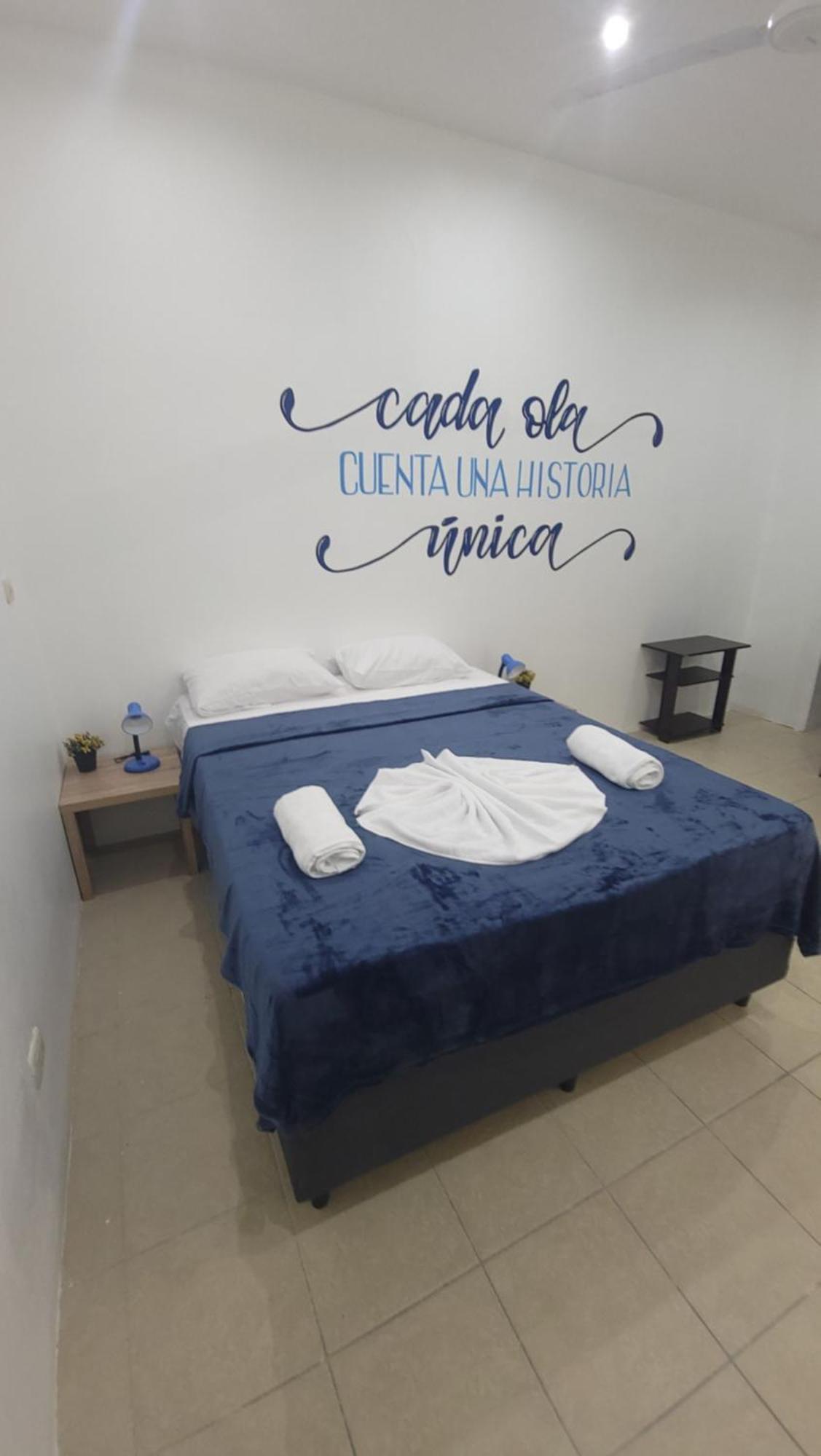 Surfo House Hotel & Hostel Тамариндо Екстериор снимка