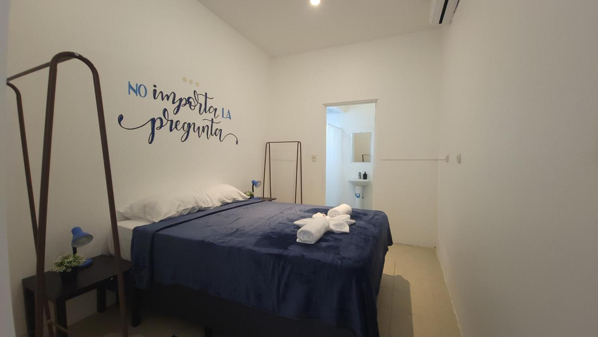 Surfo House Hotel & Hostel Тамариндо Екстериор снимка