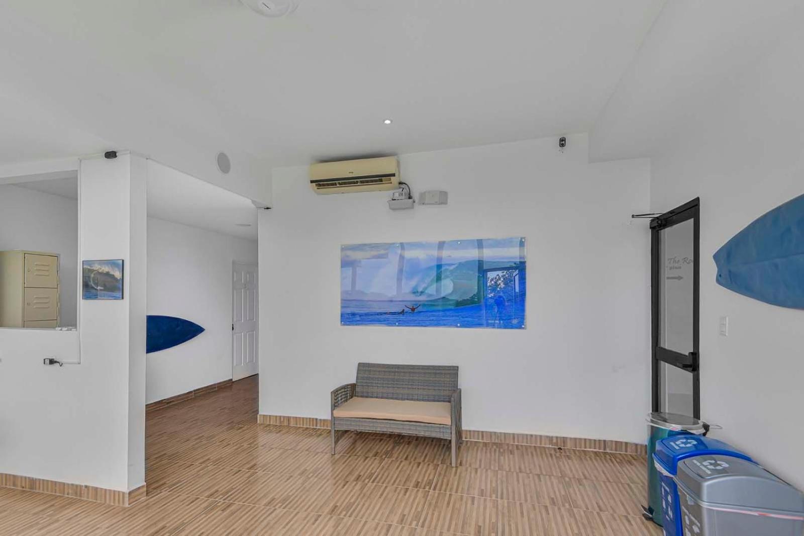 Surfo House Hotel & Hostel Тамариндо Екстериор снимка